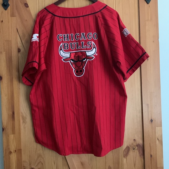 Chicago Bulls Shirt - Picture 4 of 5